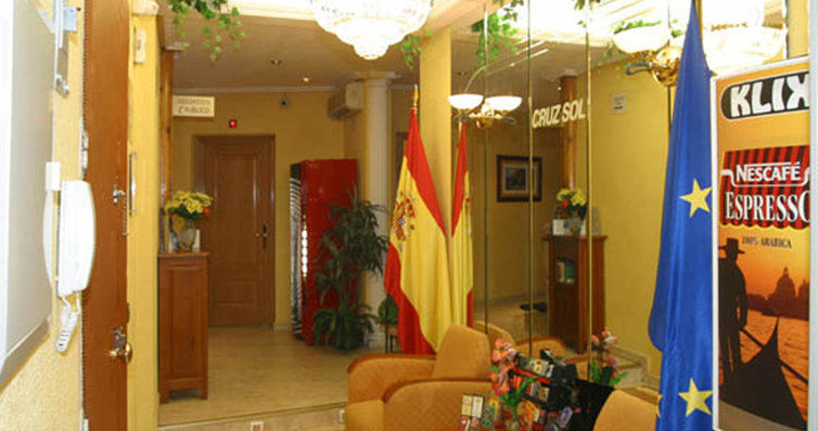 Hostal Cruz Sol Madri Exterior foto