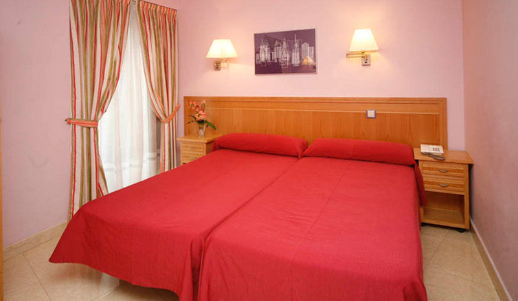 Hostal Cruz Sol Madri Exterior foto